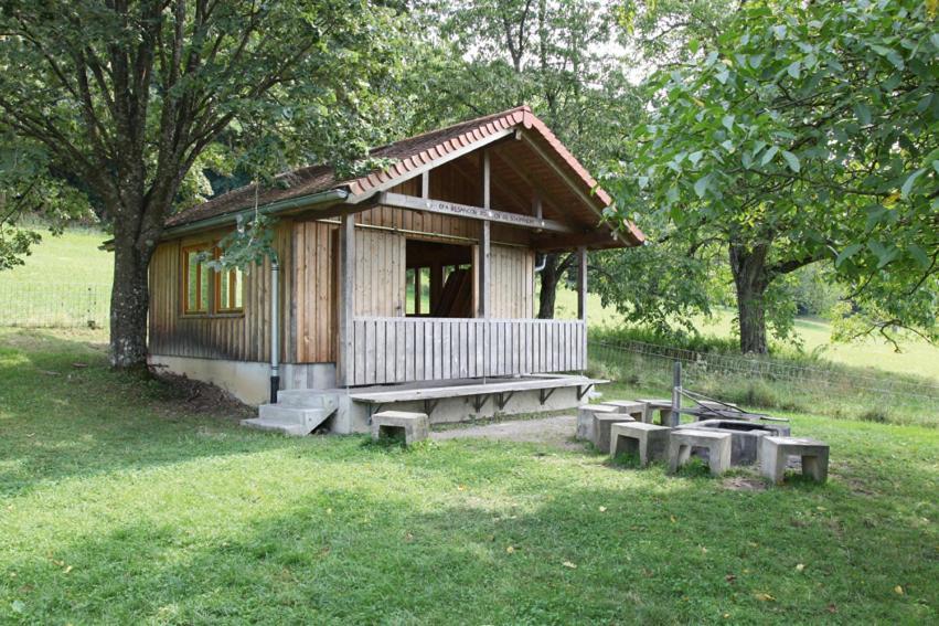 Hellmut-Wassmer-Jugendherberge Loerrach Exterior foto